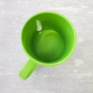 Barevný vnitřek a ouško