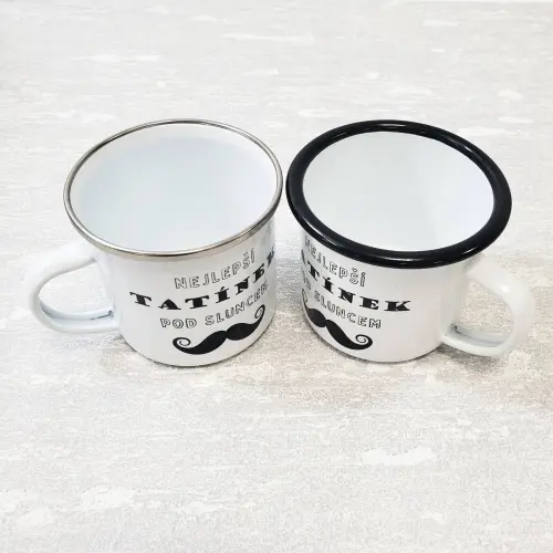 Strieborný a čierny lem