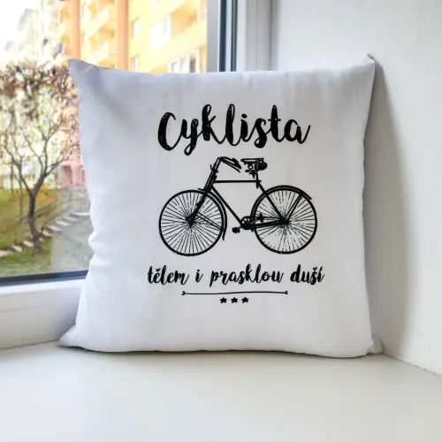 Biely vankúš s potlačou