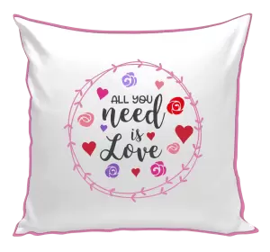 Polštář All you need is love