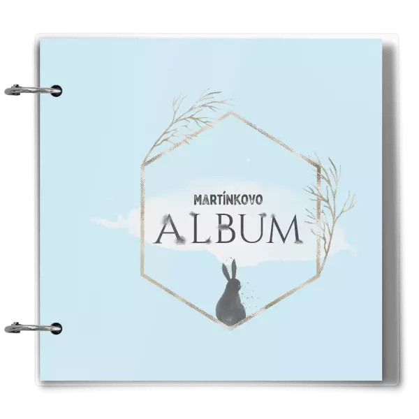 Plexi album se sponami Zajíc ve zlatém šestiúhelníku se jménem