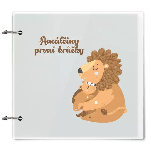 Plexi album se sponami První krůčky se jménem - lvíčci