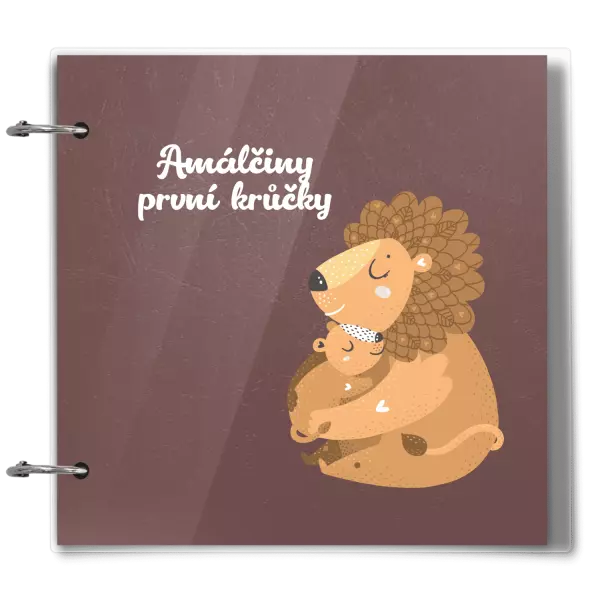 Plexi album se sponami První krůčky se jménem - lvíčci