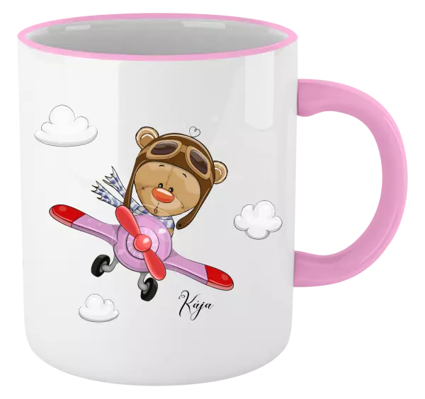 Hrnek Medvídek v letadle