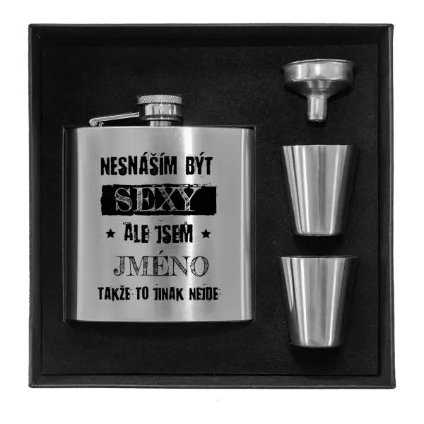 Placatka v krabičce Nesnáším být sexy, ale jsem (jméno)