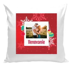 Vianočný vankúš Snehové vločky na červenom pozadí