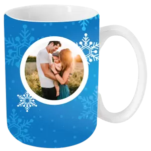 Vianočný hrnček Snehové vločky na modrom pozadí