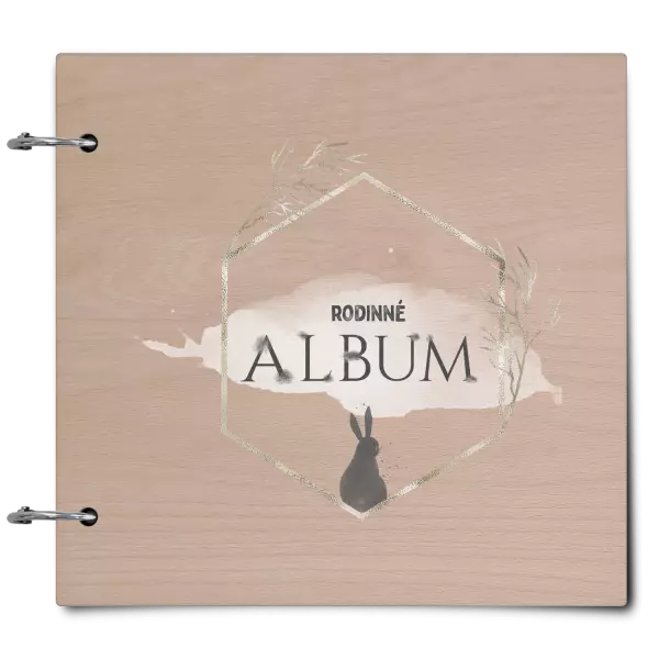 Drevený album so sponami Zajac v zlatom šesťuholníku