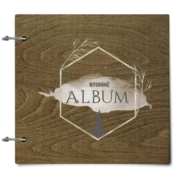 Drevený album so sponami Zajac v zlatom šesťuholníku