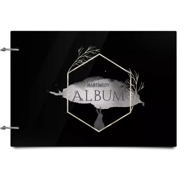 Plexi album sa sponami Zajac v zlatom šesťuholníku s menom