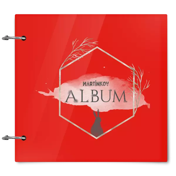 Plexi album sa sponami Zajac v zlatom šesťuholníku s menom