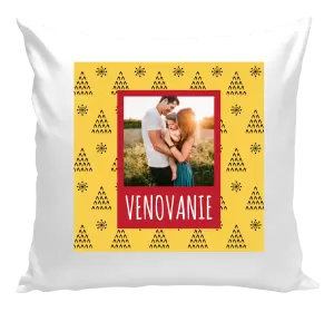 Vianočný vankúš Žlté pozadie so stromčekmi