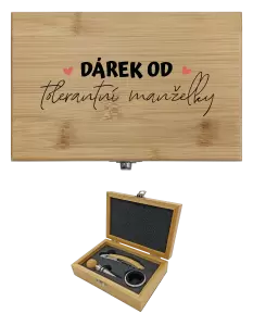Sada k vínu dřevěná Dárek od tolerantní manželky