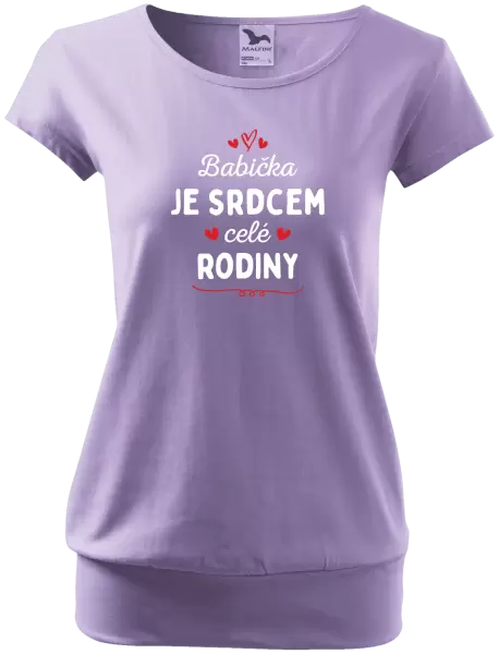 Dámské tričko Babička je srdcem celé rodiny