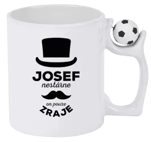 Hrnek Jméno nestárne, on pouze zraje