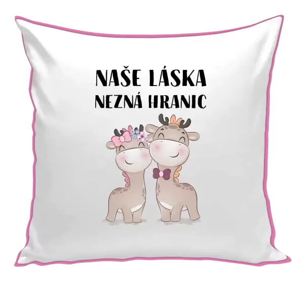 Polštář Naše láska nezná hranic