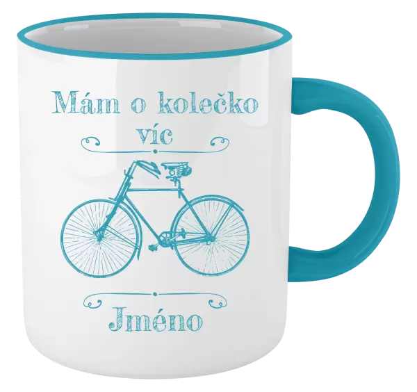 Hrnek Mám o kolečko víc se jménem