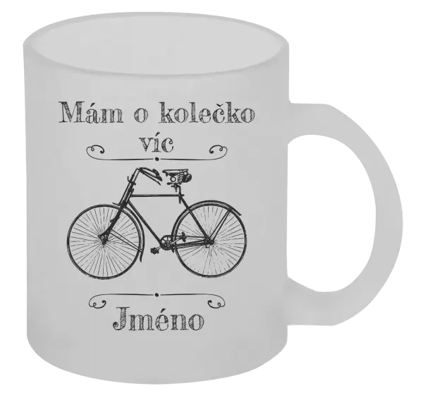Hrnek Mám o kolečko víc se jménem
