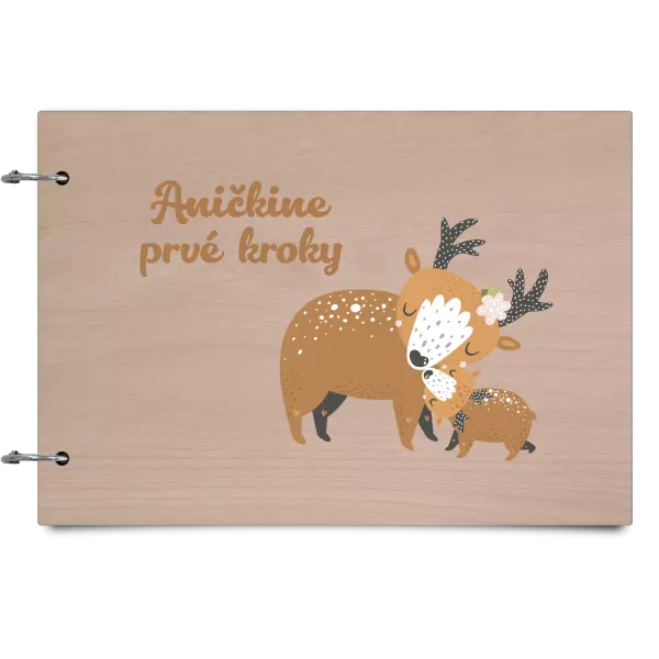Drevený album so sponami Prvné kroky s menom - srnky