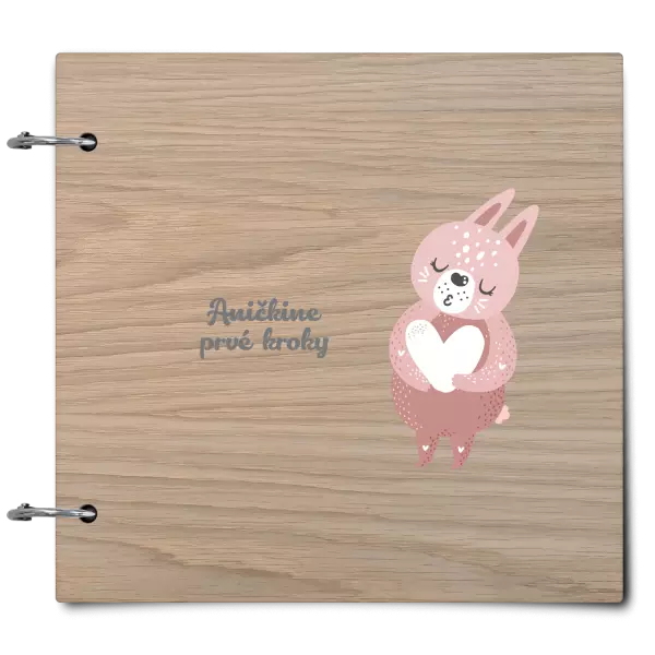 Drevený album so sponami Prvé kroky s menom - zajačik