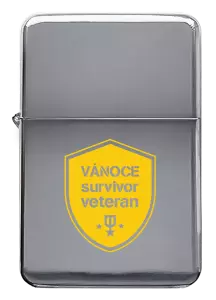 Kovový zapalovač Vánoce survivor veteran
