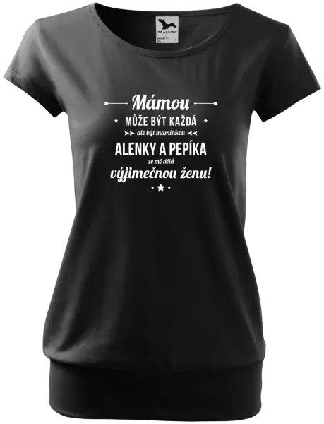 Dámské tričko Mámou může být každá se jmény