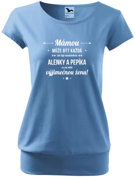 Dámské tričko Mámou může být každá se jmény